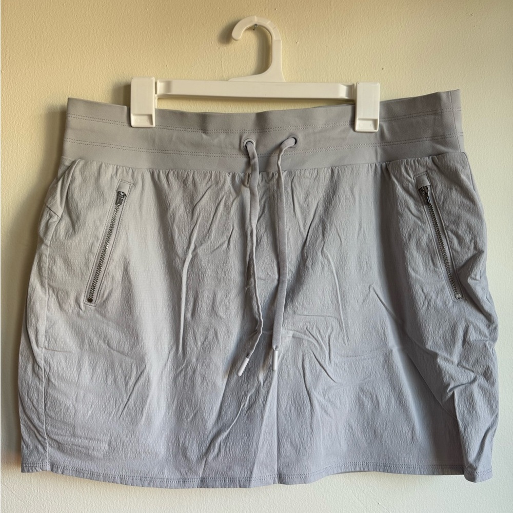 Athleta Light Gray Skirt